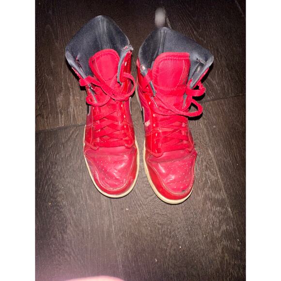 Nike Air Jordan 1 Retro Mid Gym Red Size 8 men's - Picture 4 of 6
